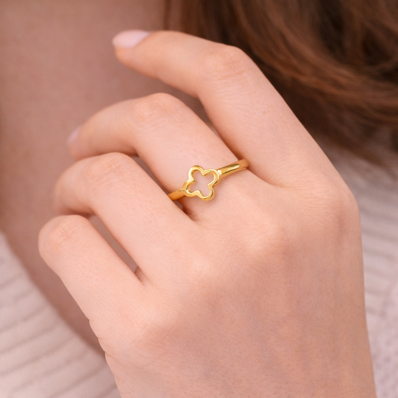 Amoura Clover Ring