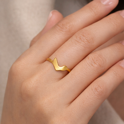 Elara Crest Ring