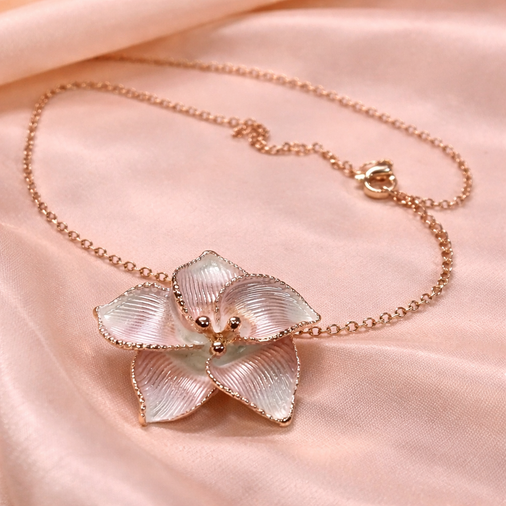 Golden Pearl Bloom Necklace