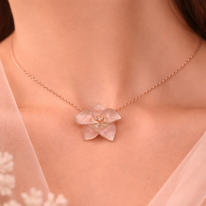 Golden Pearl Bloom Necklace