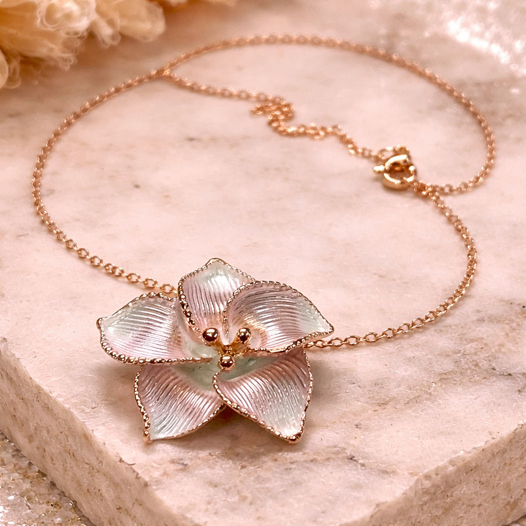 Golden Pearl Bloom Necklace