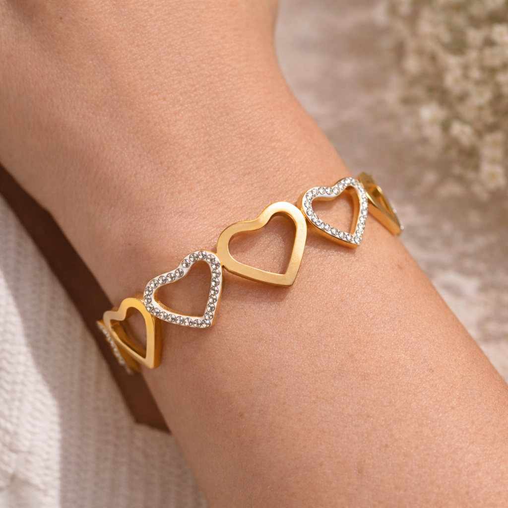 Lover’s Glow Gold Heart Bracelet