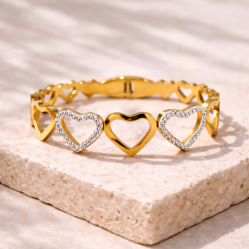 Lover’s Glow Gold Heart Bracelet