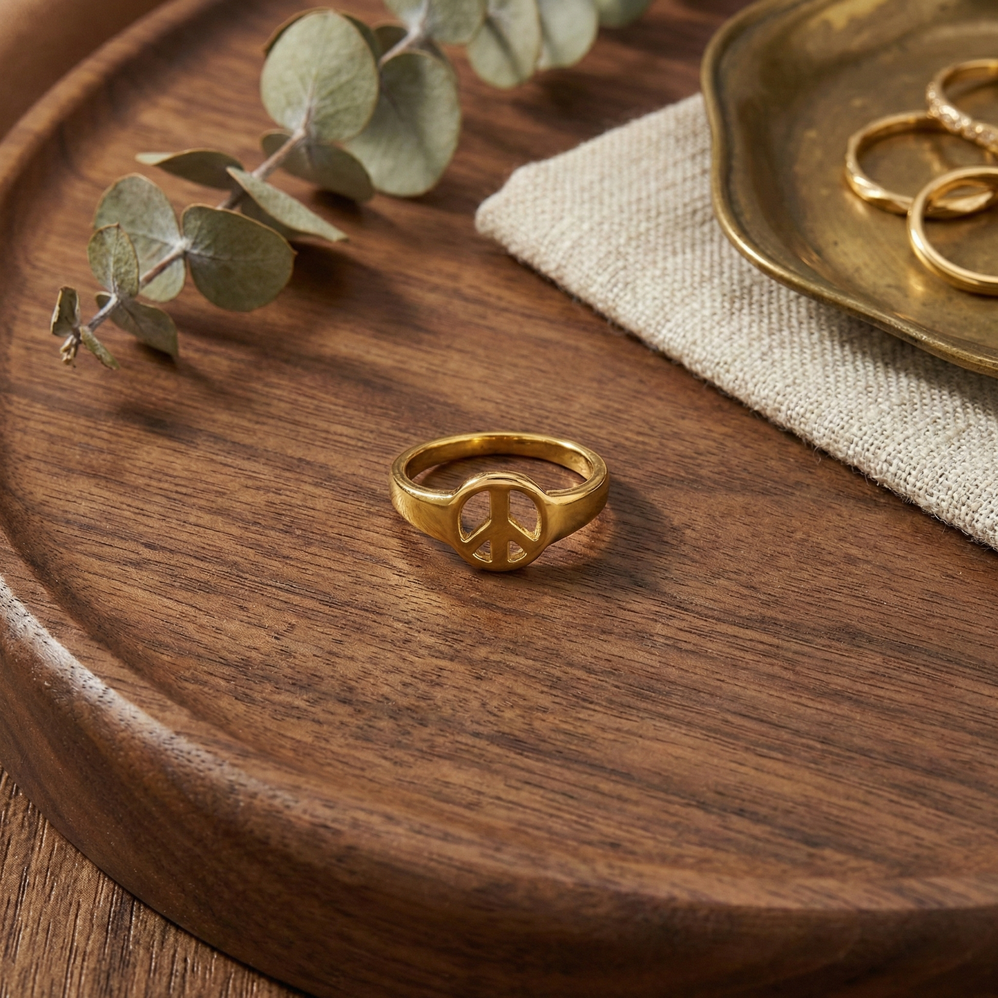 Peace Aura Signet Ring