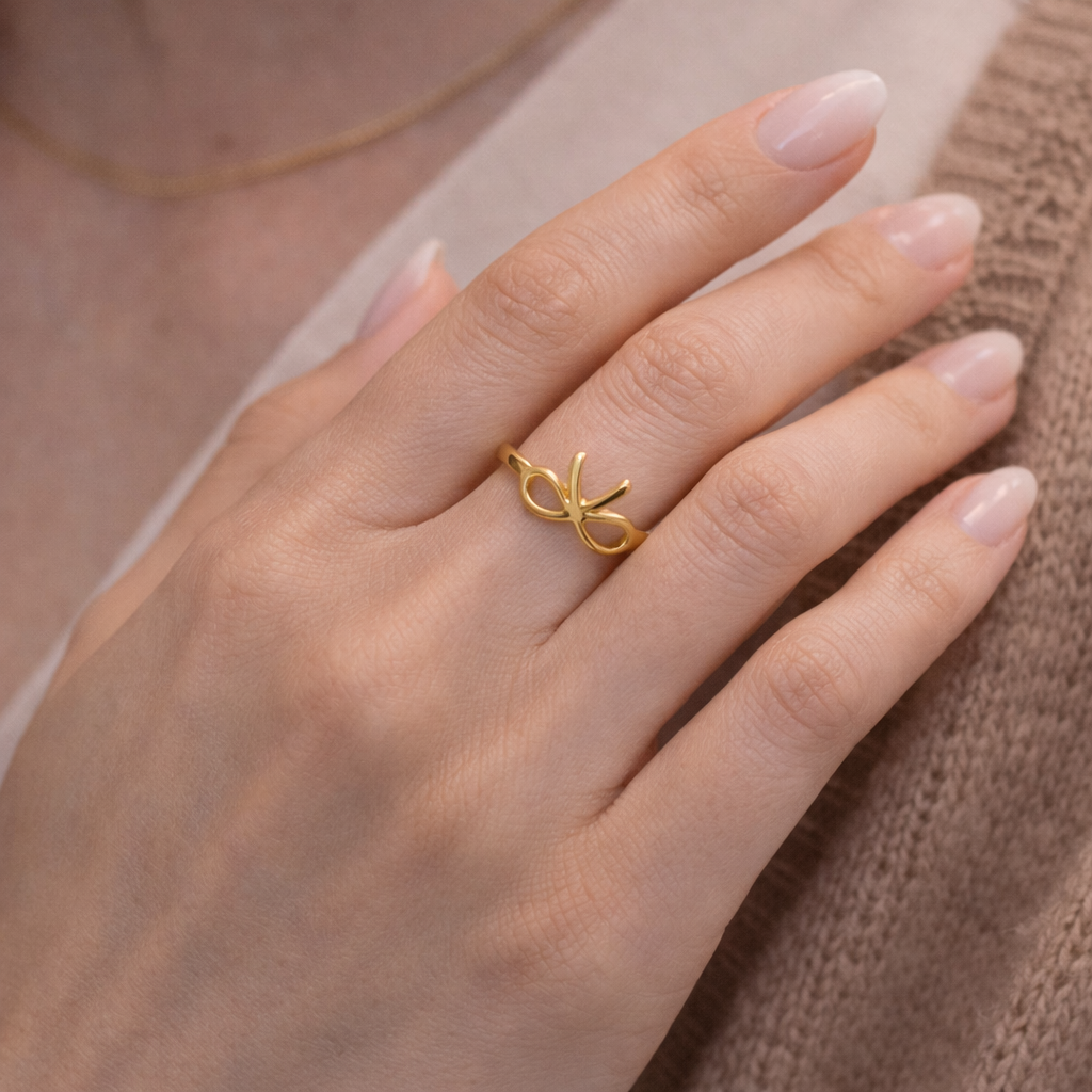 Velora Bow Ring