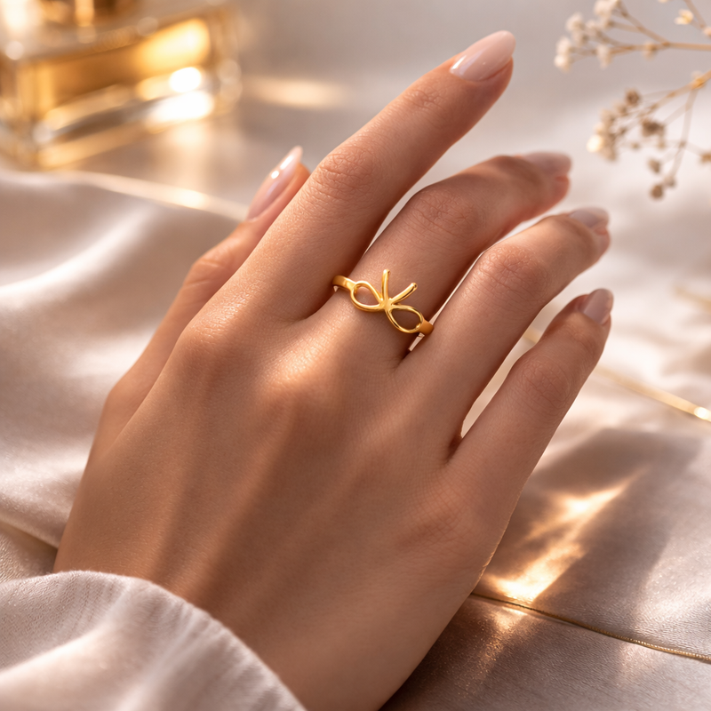 Velora Bow Ring