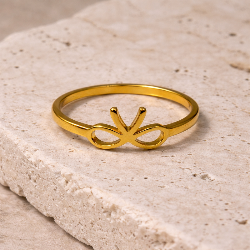 Velora Bow Ring